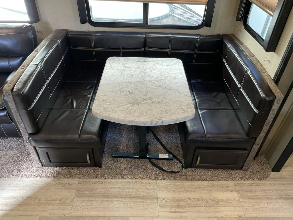 2017 Grand Design Imagine 2800BH, Photos photo 23