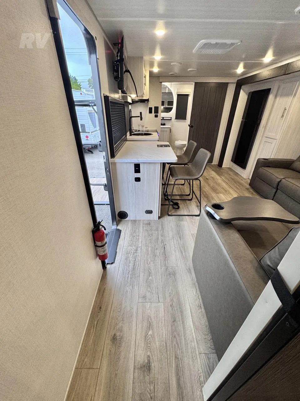 2027 FOREST RIVER R-POD UNMAPPED 26ML, Photos photo 31