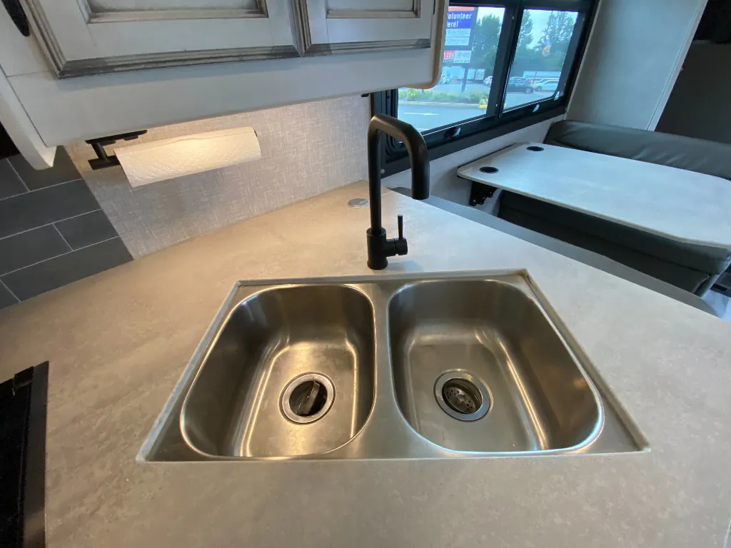2022 Jayco Redhawk 31F - Photo 4