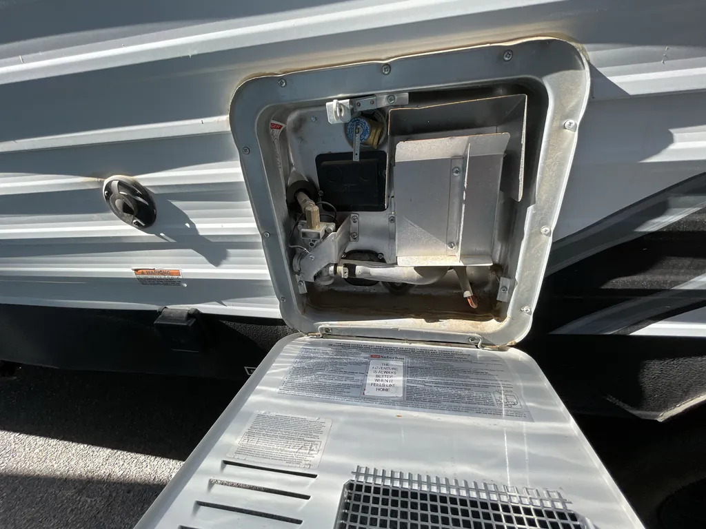 2022 Forest River Stealth FQ2413G, Photos photo 18