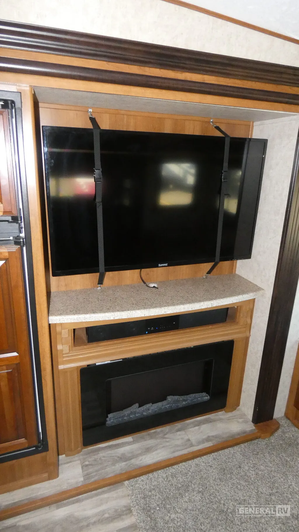 2017 Prime Time Crusader 295RST, Photos photo 21