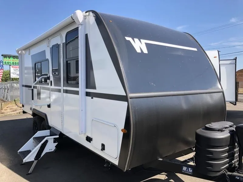 2026 Winnebago Micro Minnie 2108FBS - Photo 2