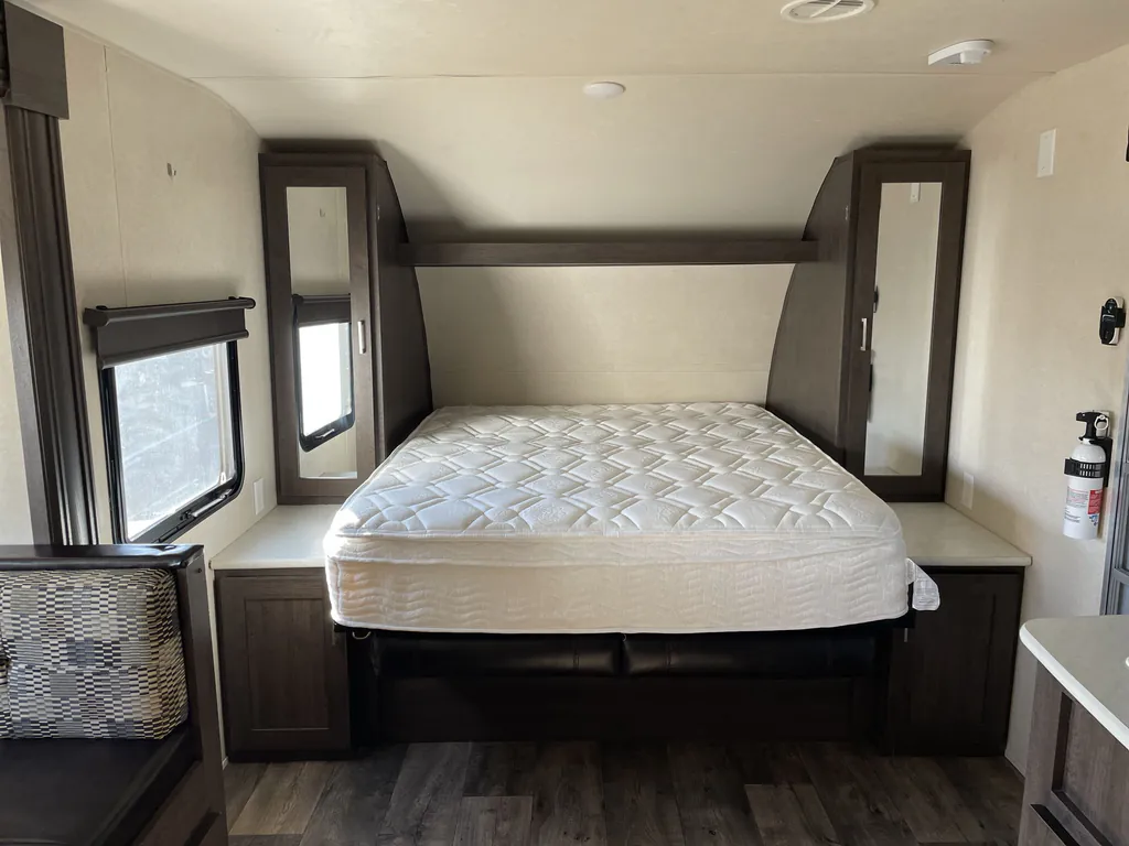 2018 Forest River Wildwood X-Lite 233RBXL, Photos photo 11