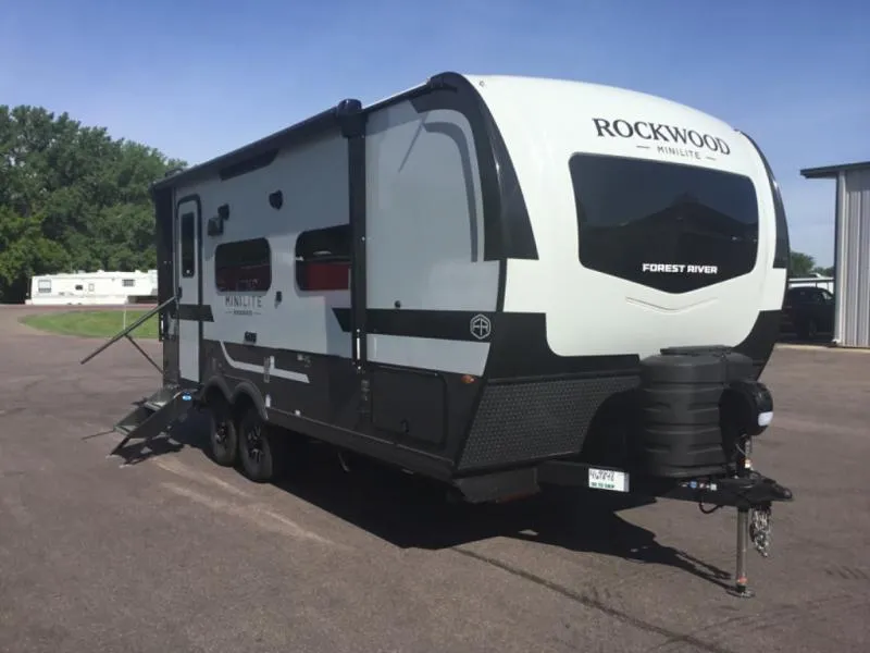 2026 Forest River Rockwood Mini Lite 2109S - Photo 2