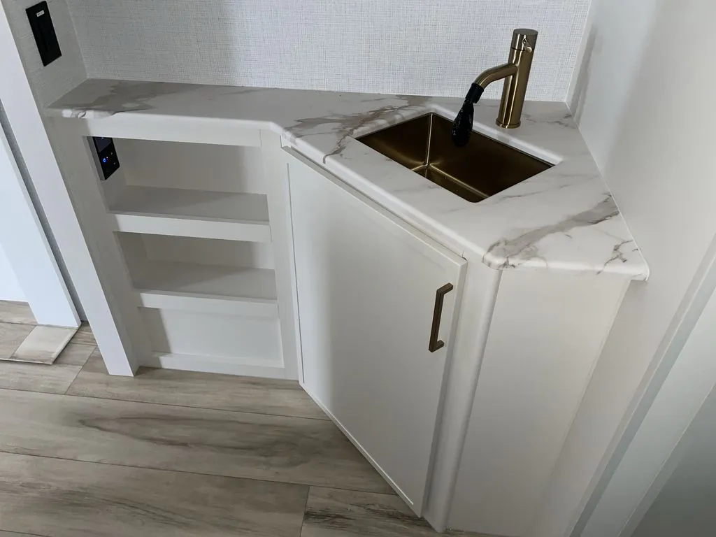 2026 Brinkley Model I 294, Photos photo 23