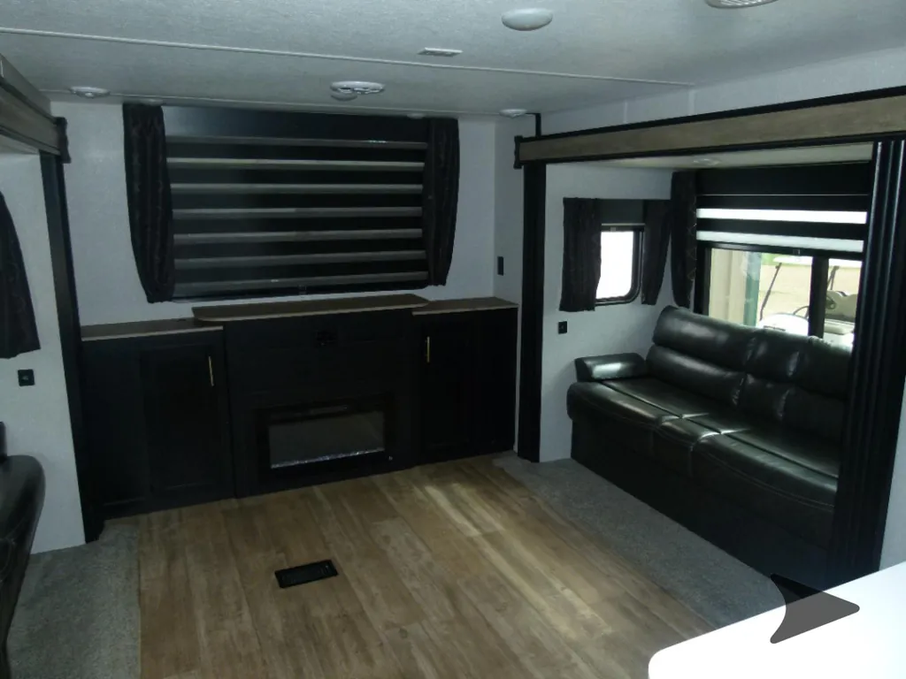 2021 Forest River Cherokee 306MM, Photos photo 8