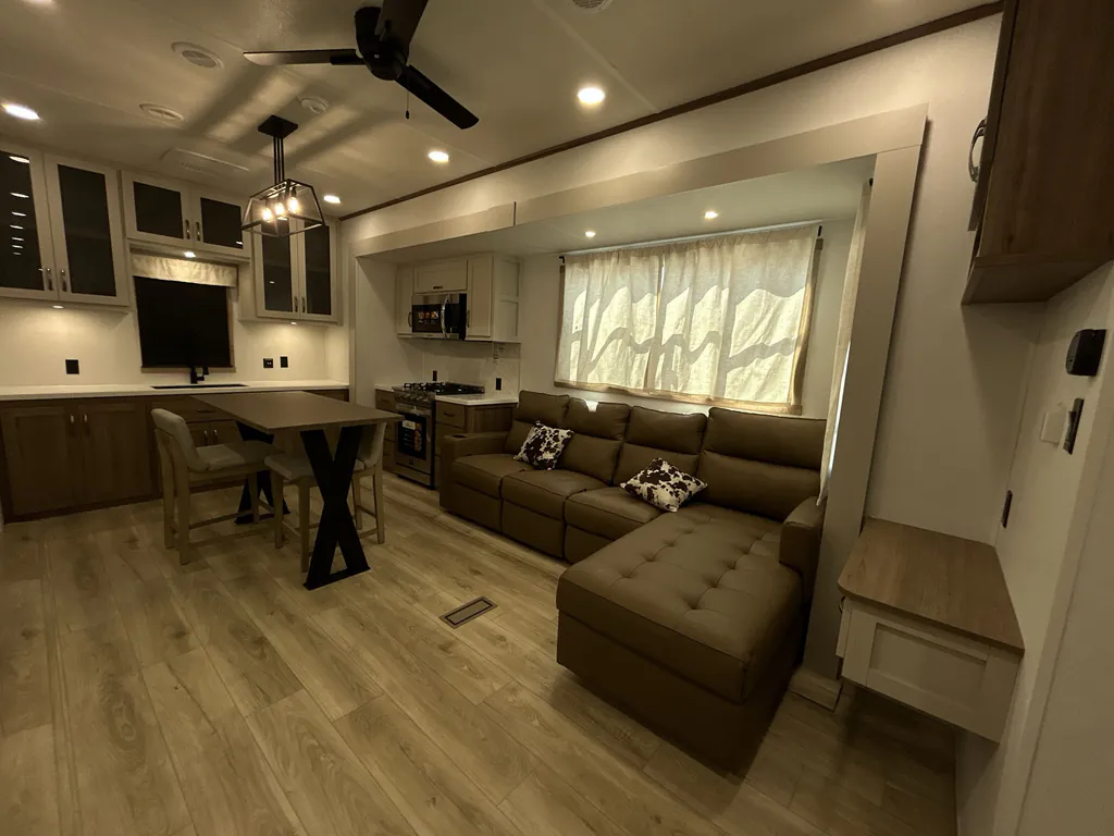 2027 Forest River Mesquite 3850HBRK, Photos photo 2