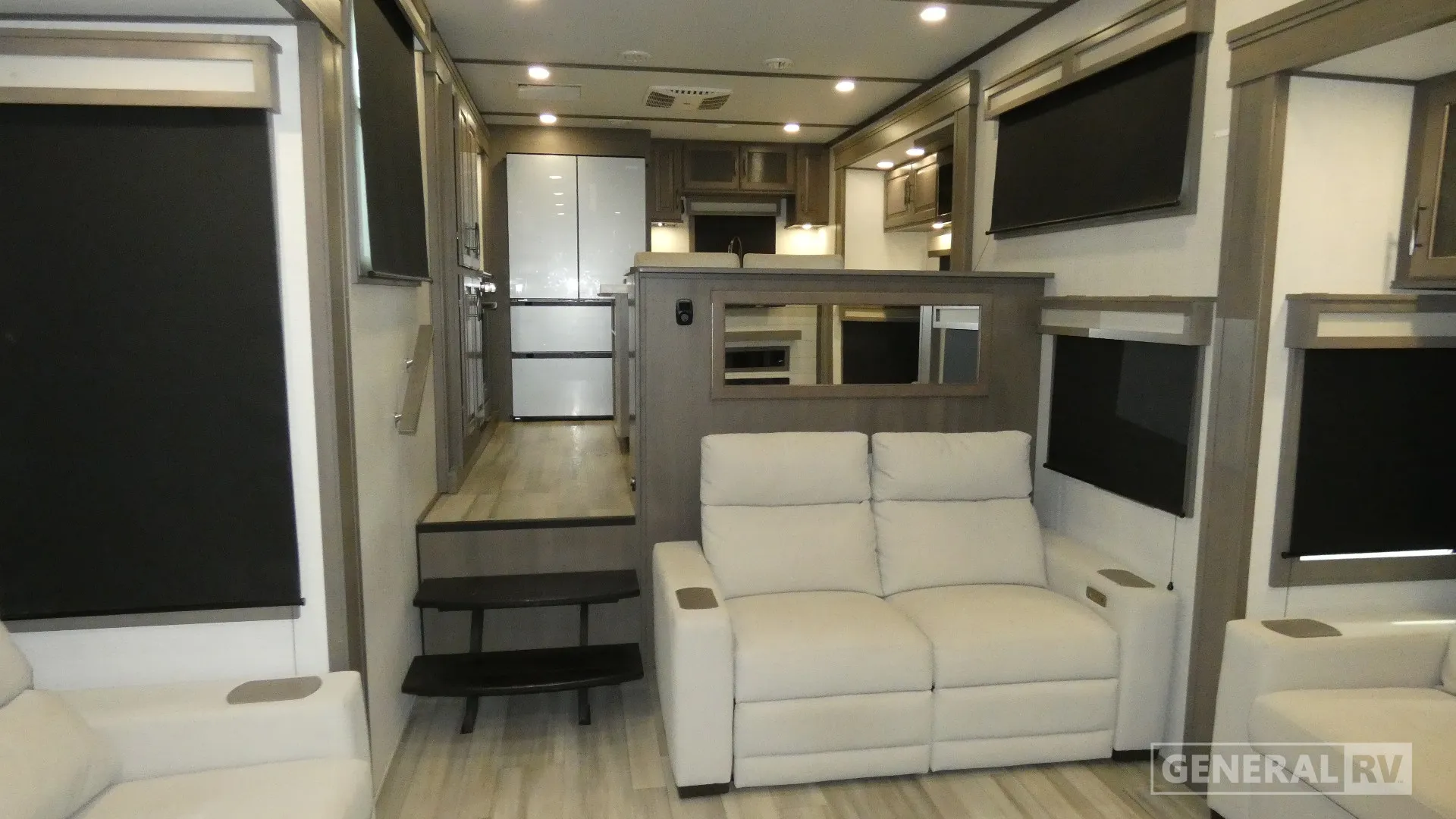 2024 Grand Design Solitude 390RK - Photo 3