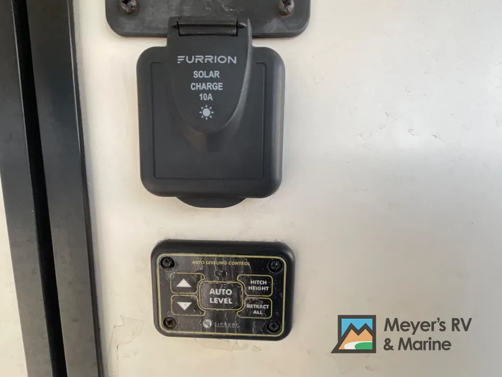 2018 Forest River Wildcat 34WB, Photos photo 13