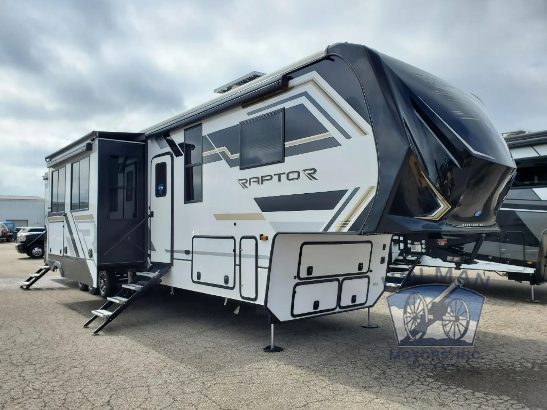 2025 Keystone Raptor 430 - Photo 2