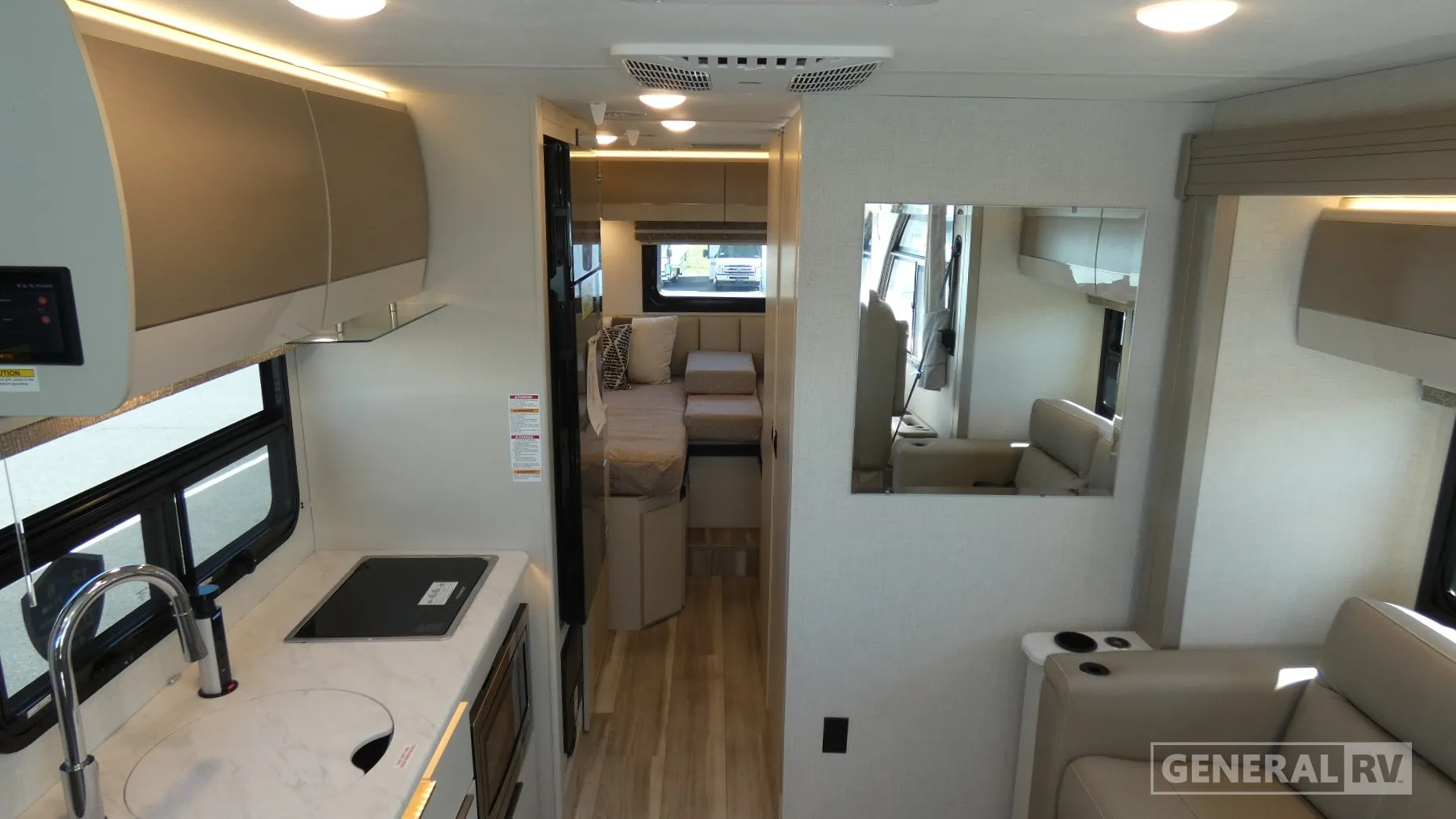2027 Thor Motor Coach Vegas 24.1 - Photo 3