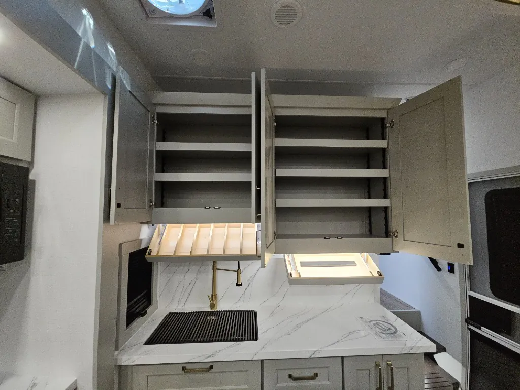 2026 Brinkley Model G 4150, Photos photo 30
