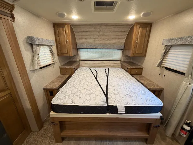 2019 Forest River Rockwood Mini Lite 2509S, Photos photo 5