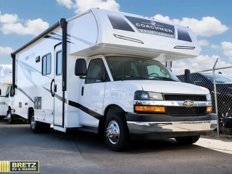 2026 Coachmen Freelander 23FS - Photo 2