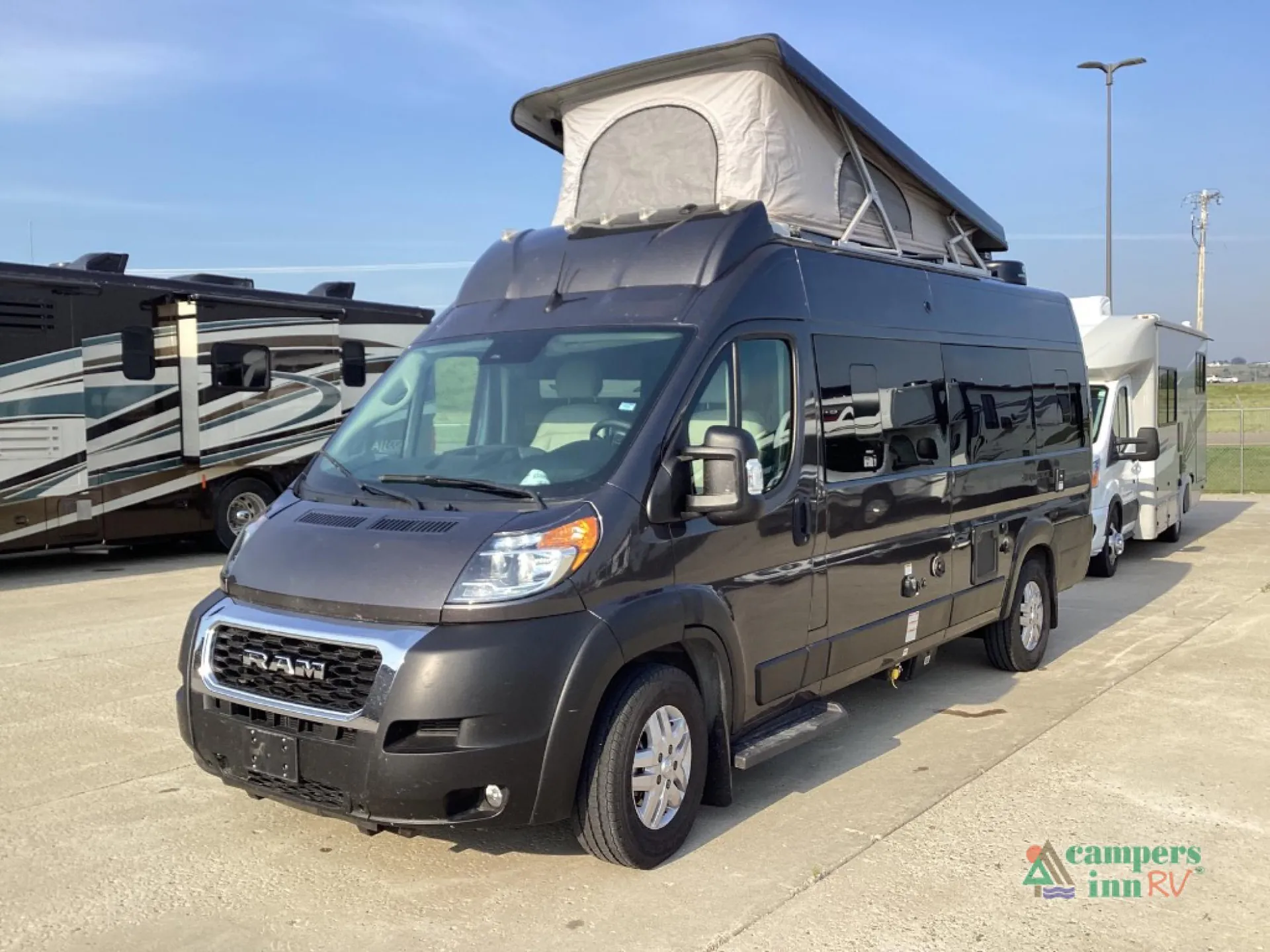 2023 Thor Motor Coach Sequence 20A - Photo 4