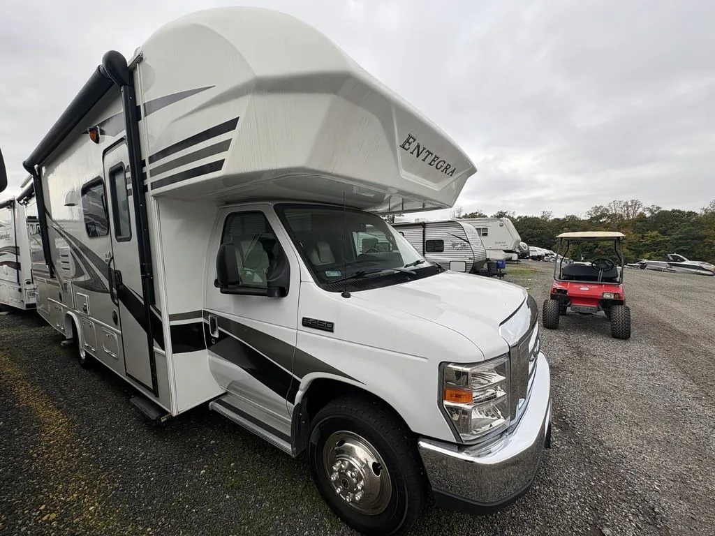 2019 Entegra Coach Odyssey 26D - Photo 4