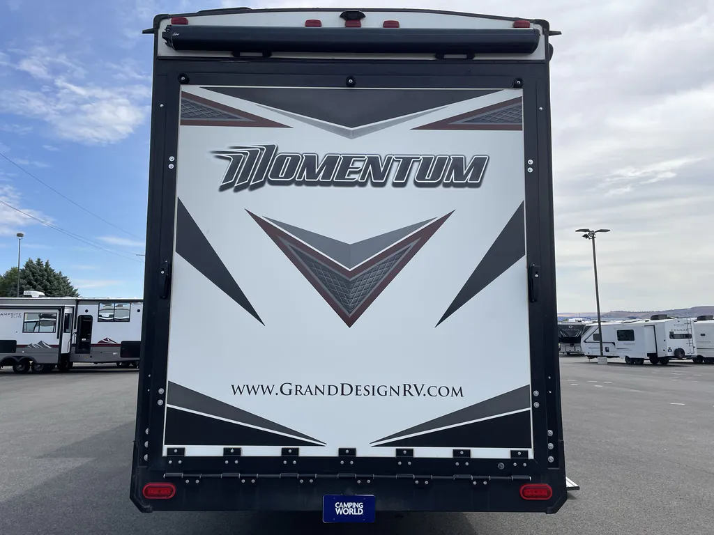 2019 Grand Design Momentum 399TH, Photos photo 7
