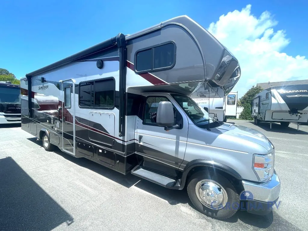 2024 Forest River Sunseeker Classic 3050S - Photo 2