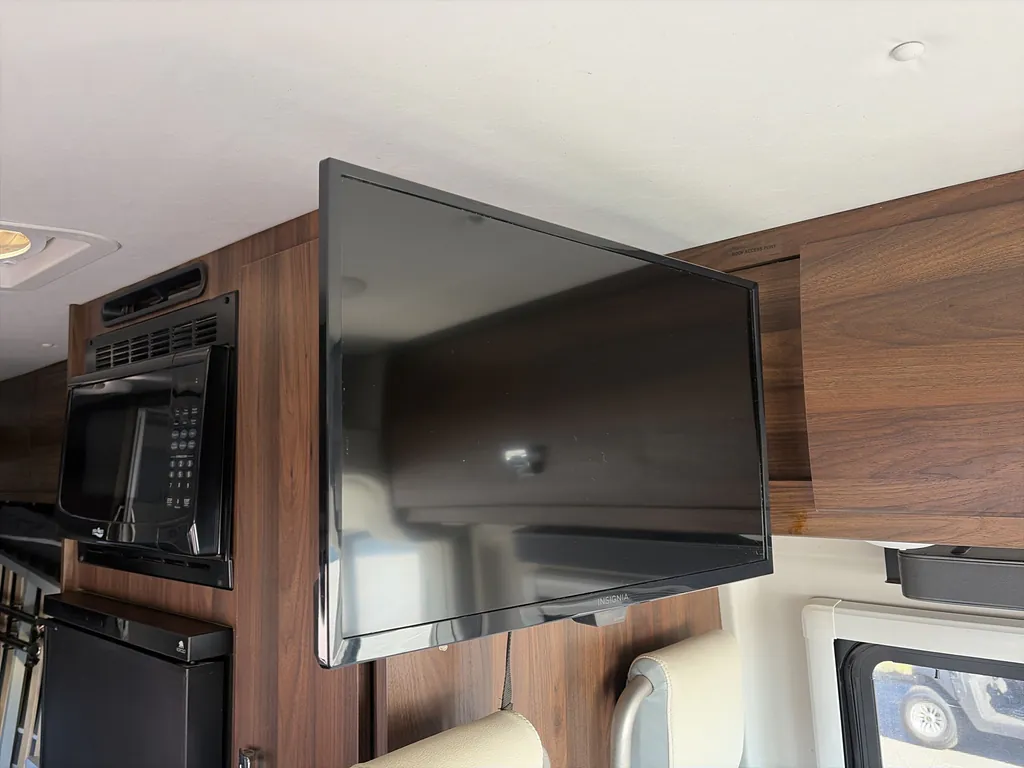 2023 Winnebago Travato 59G, Photos photo 12