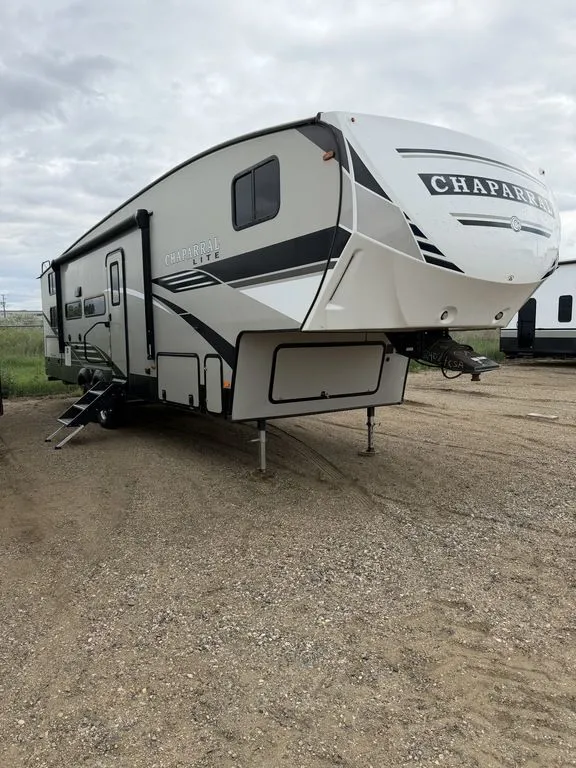 2020 Coachmen Chaparral Lite 274BH - Photo 2