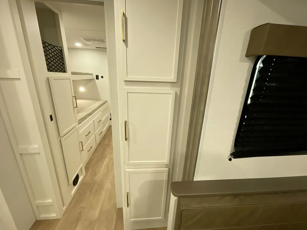 2027 Grand Design Transcend 335BHT, Photos photo 27