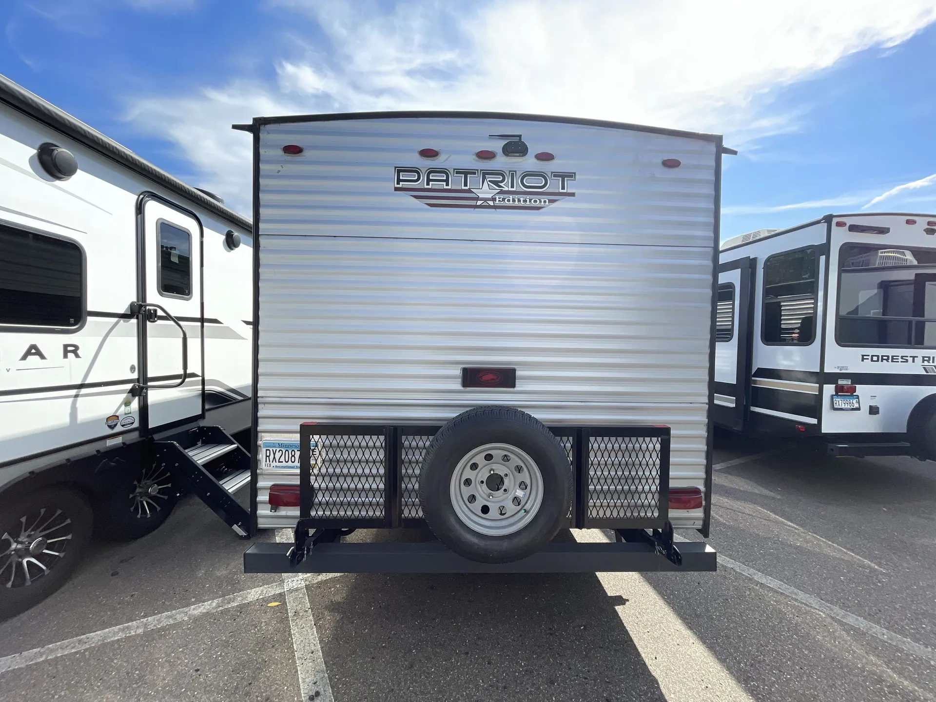 2022 Forest River Cherokee Grey Wolf 26DJSE — backside