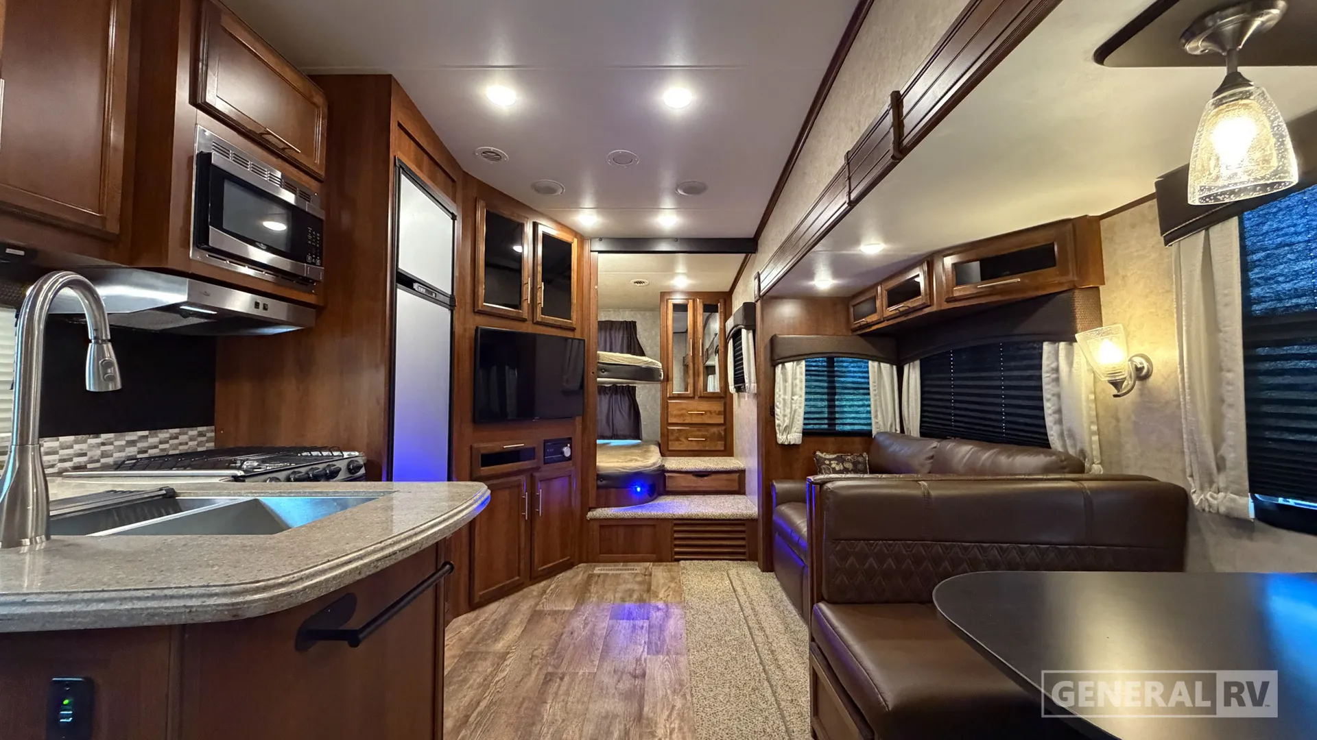 2018 Jayco Eagle HT 29.5BHDS - Photo 3
