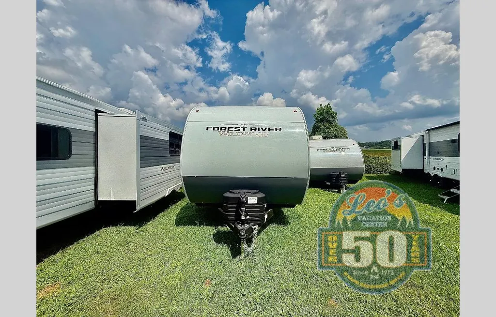 2026 Forest River Wildwood X-Lite 300ICE, Photos photo 2