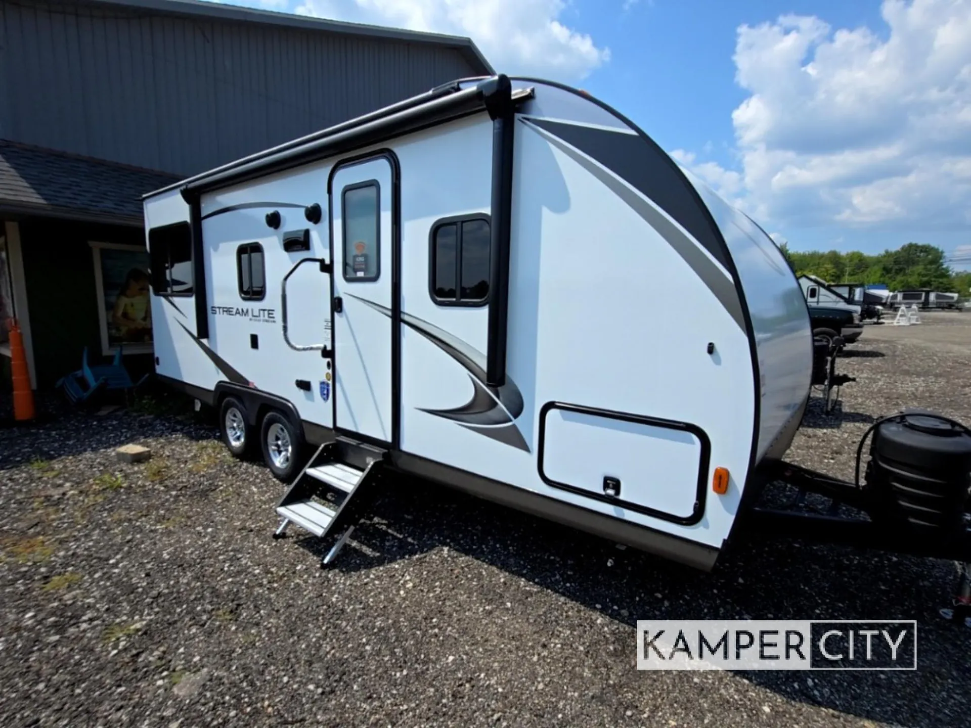 2025 Gulf Stream RV STREAMLITE SVT 22UDL - Photo 2