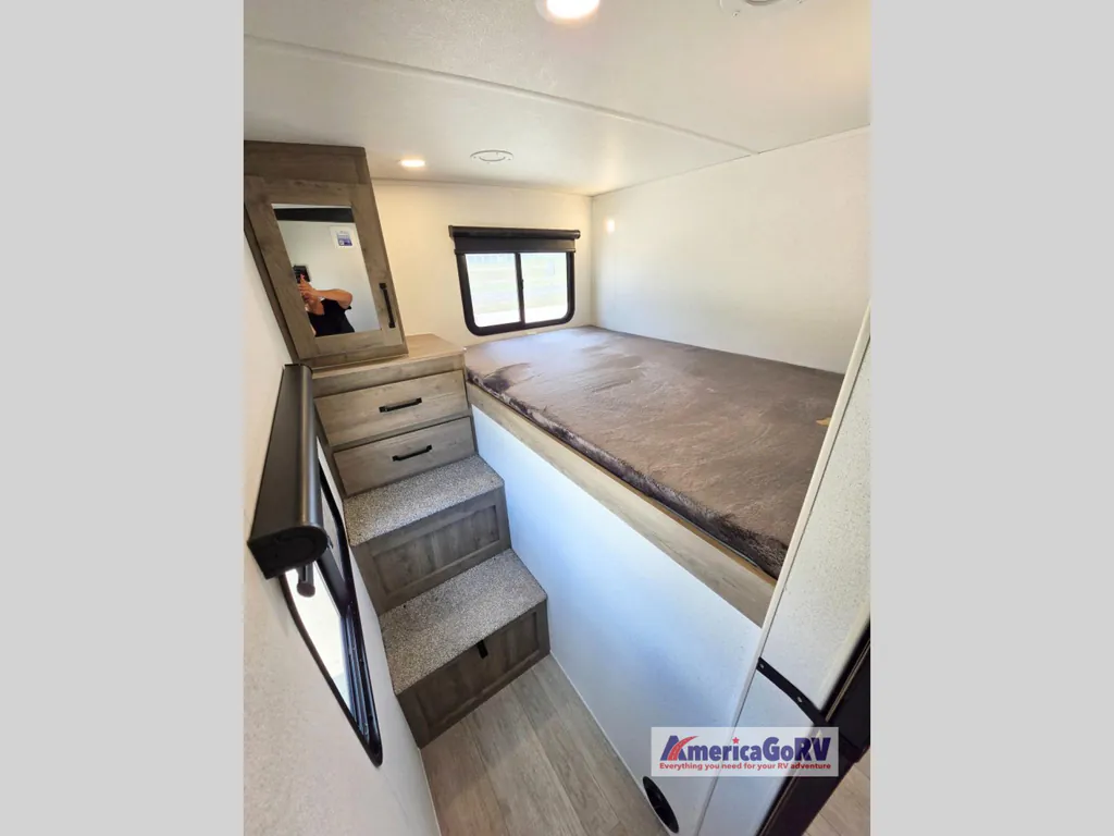2026 Forest River Solaire 2750BHS, Photos photo 11