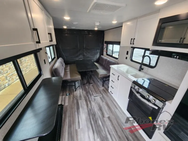 2025 Jayco Jay Flight SLX 265TH - Photo 2