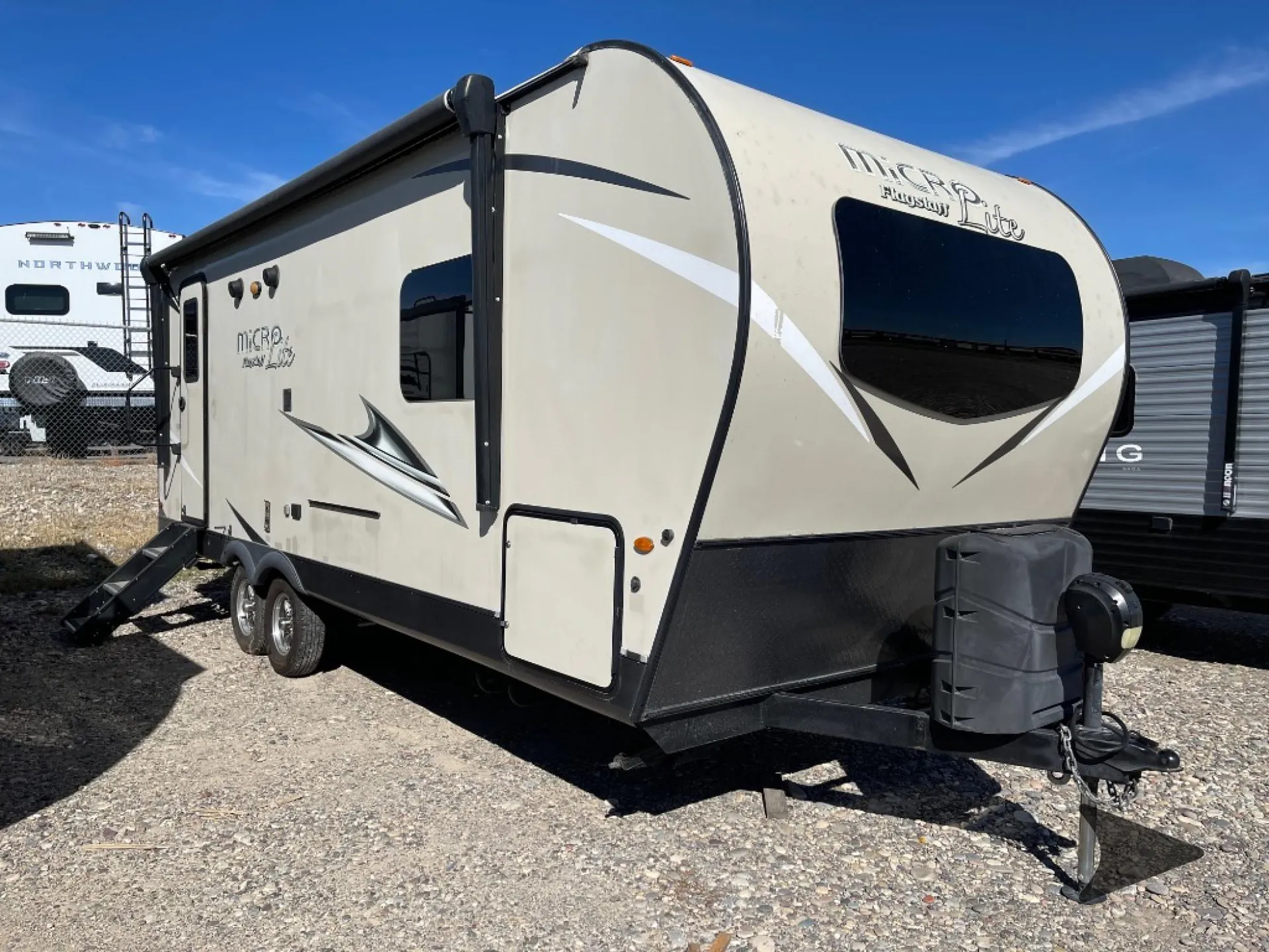 2021 Forest River Flagstaff Micro Lite 25FKBS - Photo 2