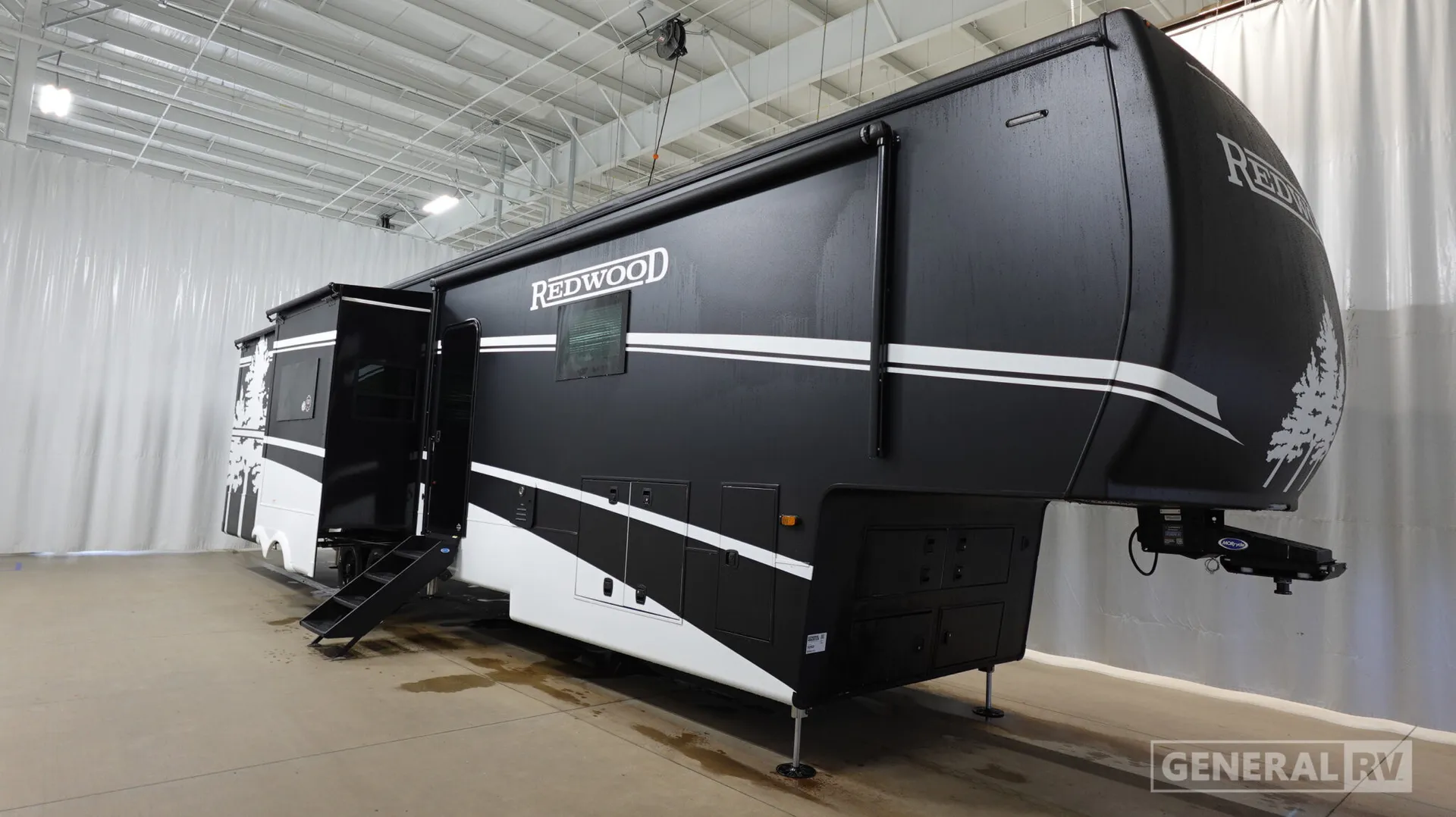 2026 Crossroads RV Redwood 401LK - Photo 2