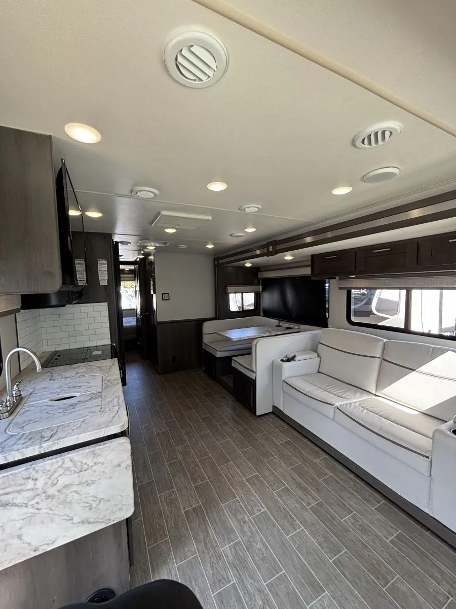 2022 Forest River Georgetown 3 Series GT3 33B3, Photos photo 8