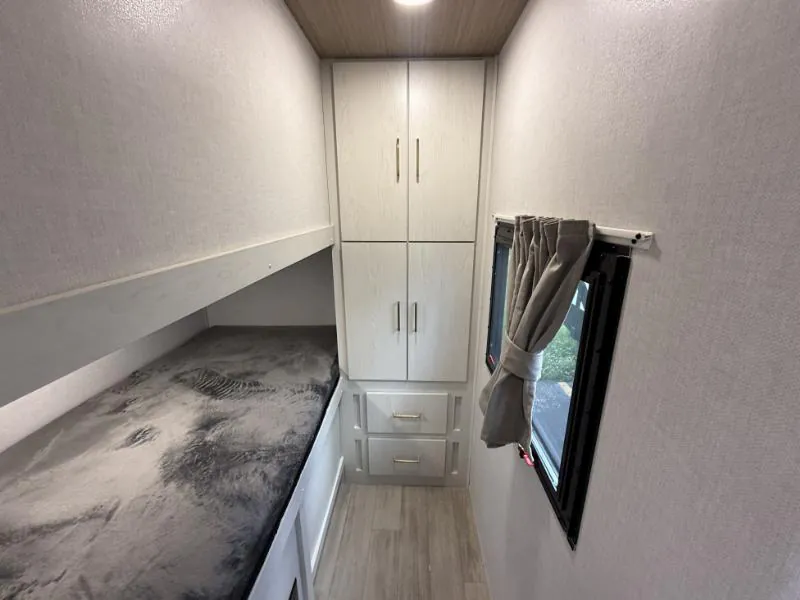 2027 Forest River Vibe 2900KB, Photos photo 22