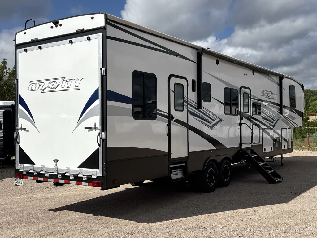 2021 Heartland Gravity 3610, Photos photo 4