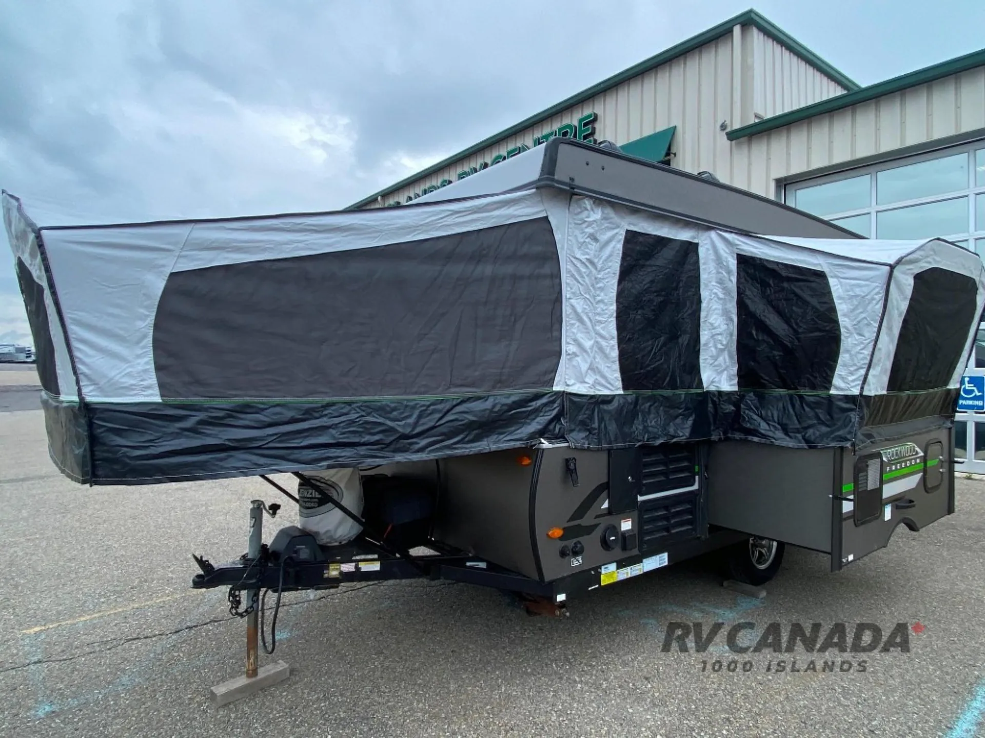 2020 Forest River Rockwood Freedom 2318G - Photo 4
