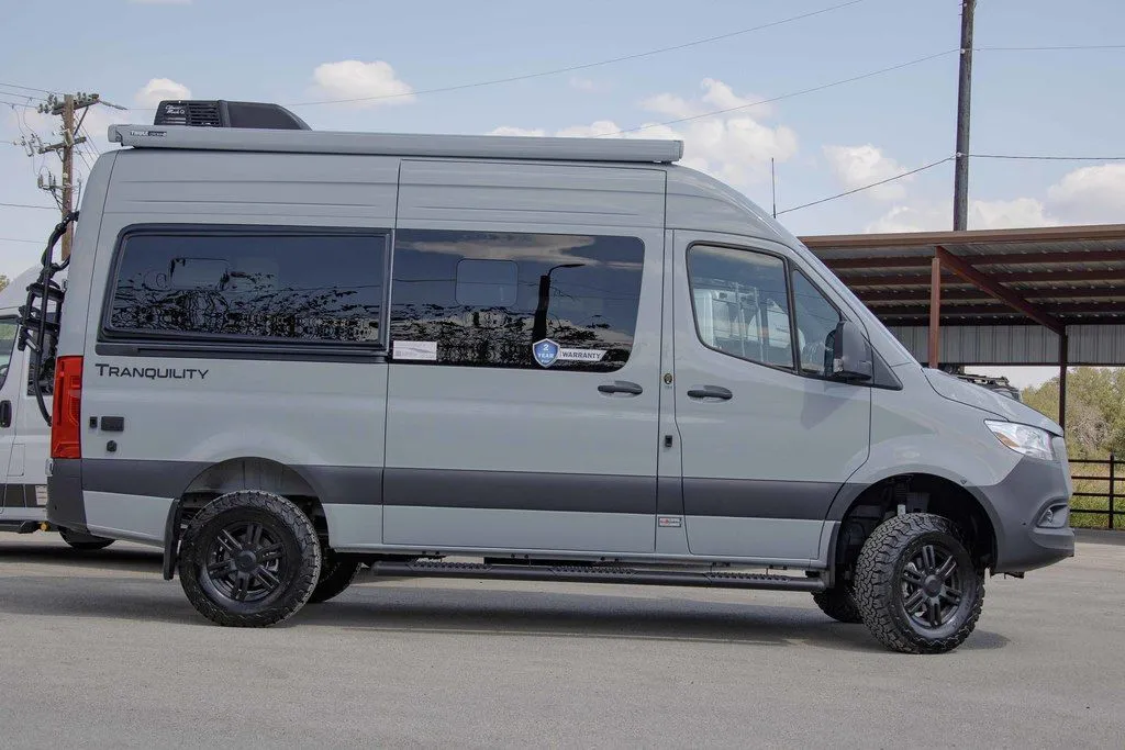 2025 Thor Motor Coach Tranquility 19M - Photo 3