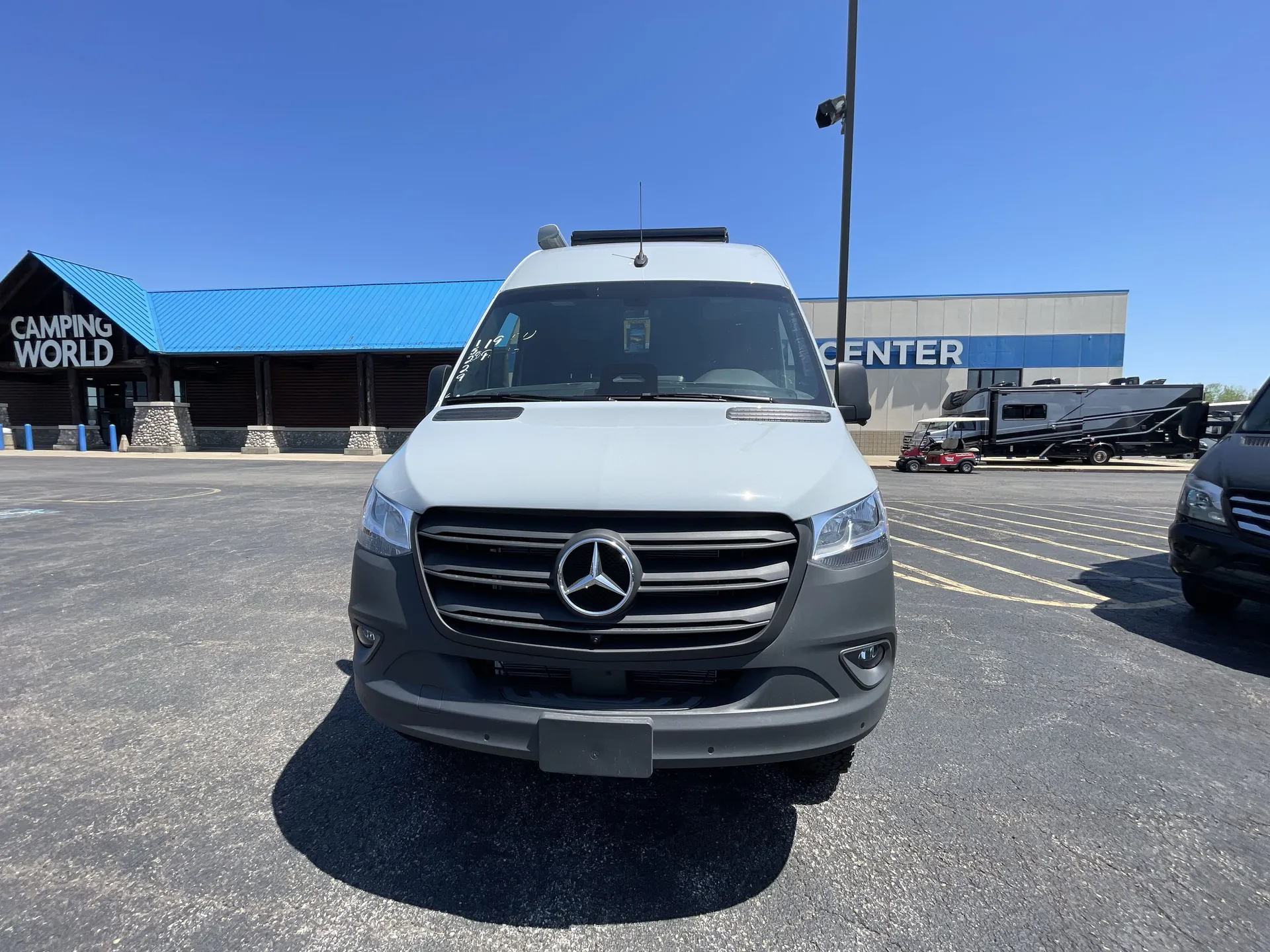 2026 Thor Motor Coach Eddie Bauer 19EU - Photo 2