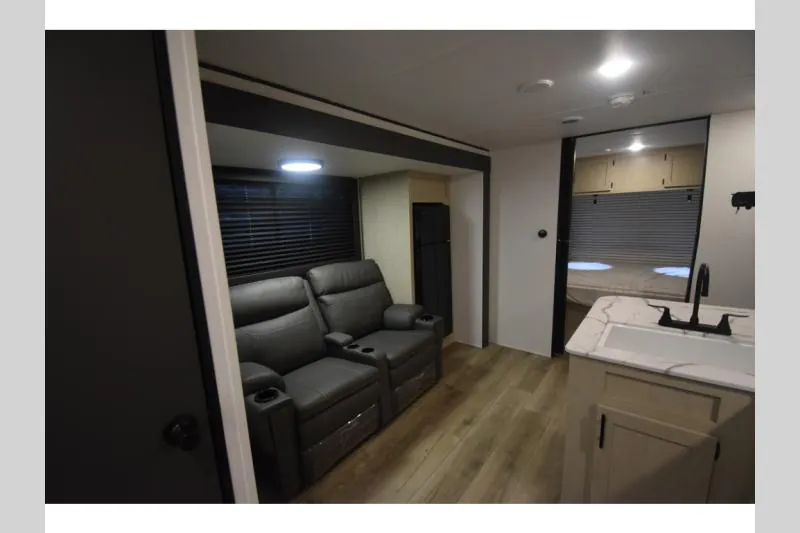 2026 Shasta RVs i-5 Edition 526RBS, Photos photo 14