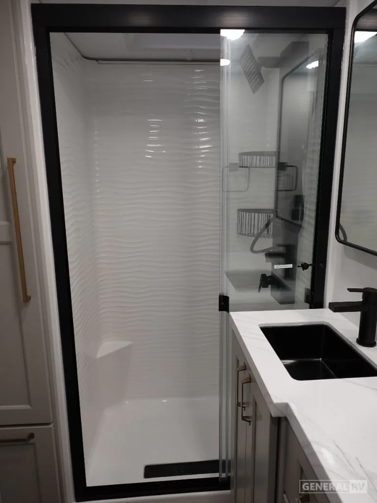 2025 Brinkley Model G 3250, Photos photo 19
