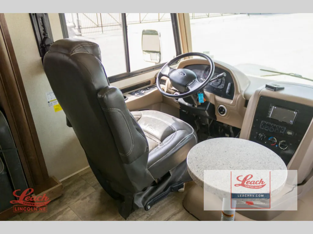 2018 Forest River Georgetown 5 Series GT5 36B5, Photos photo 13