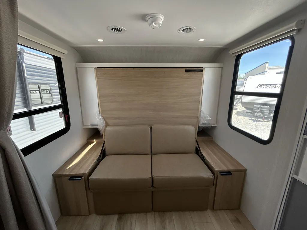 2027 Winnebago Micro Minnie 2108DS, Photos photo 29