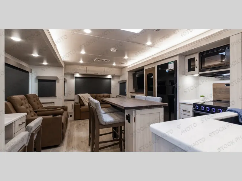 2027 Forest River RV Grand Surveyor 290RLDS - Photo 2