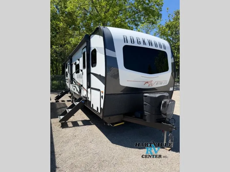 2022 Forest River Rockwood Ultra Lite 2706WS - Photo 2