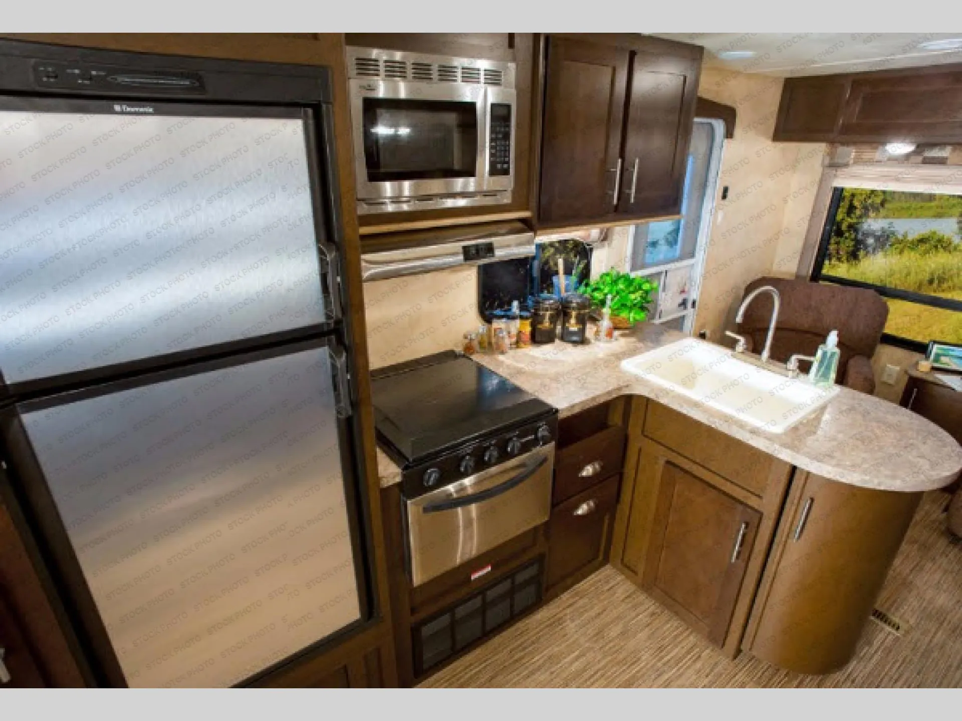 2018 Forest River EVO T2600 - Photo 4