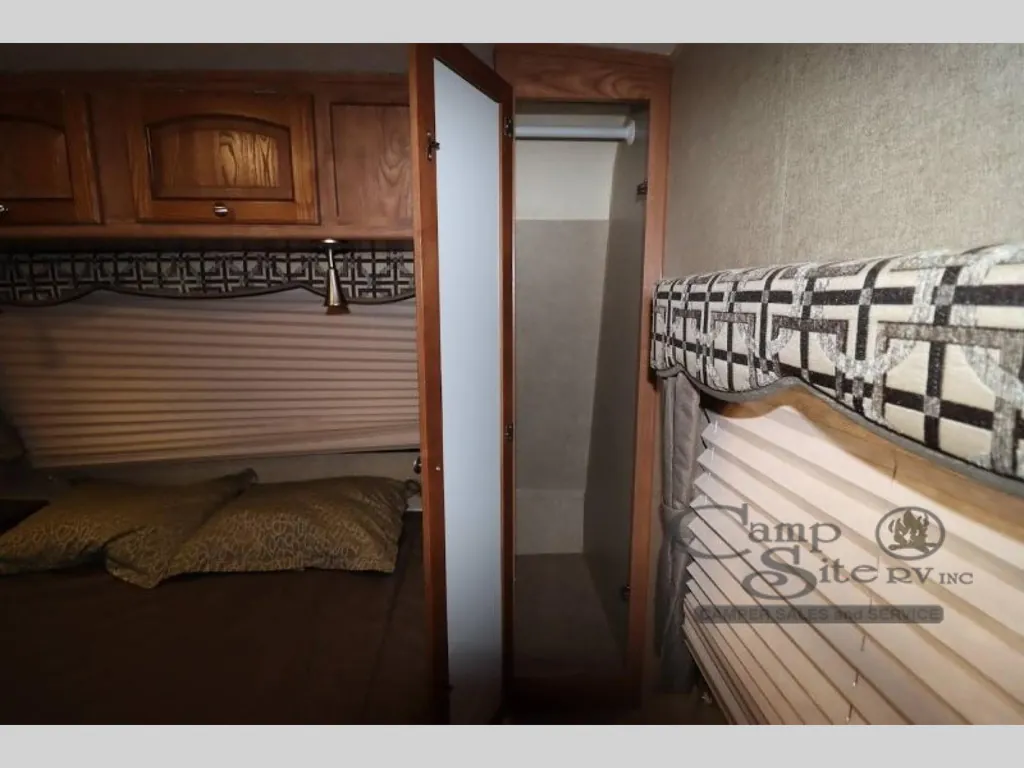 2014 Forest River Rockwood Ultra Lite 2702SS, Photos photo 64