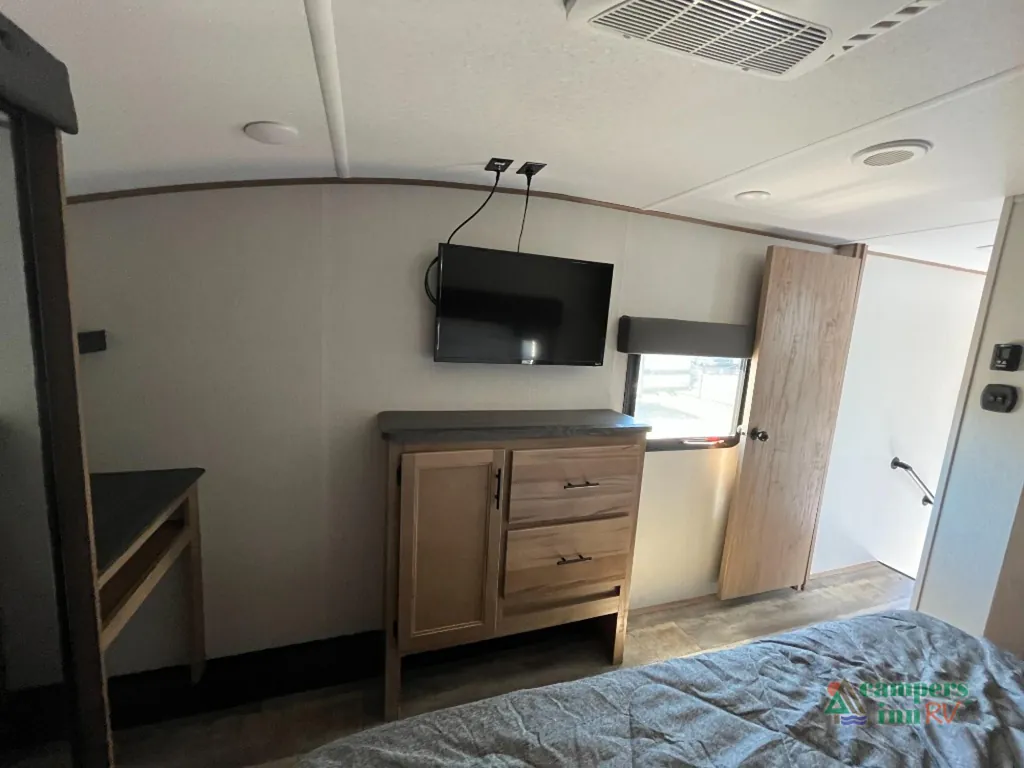 2023 Forest River Cherokee Arctic Wolf 3550 SUITE, Photos photo 37