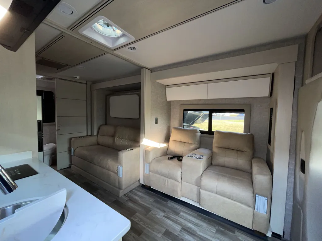 2026 Tiffin Wayfarer 25 XRW, Photos photo 22