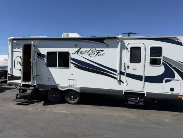 2017 Northwood Arctic Fox North Fork 25W - Photo 4